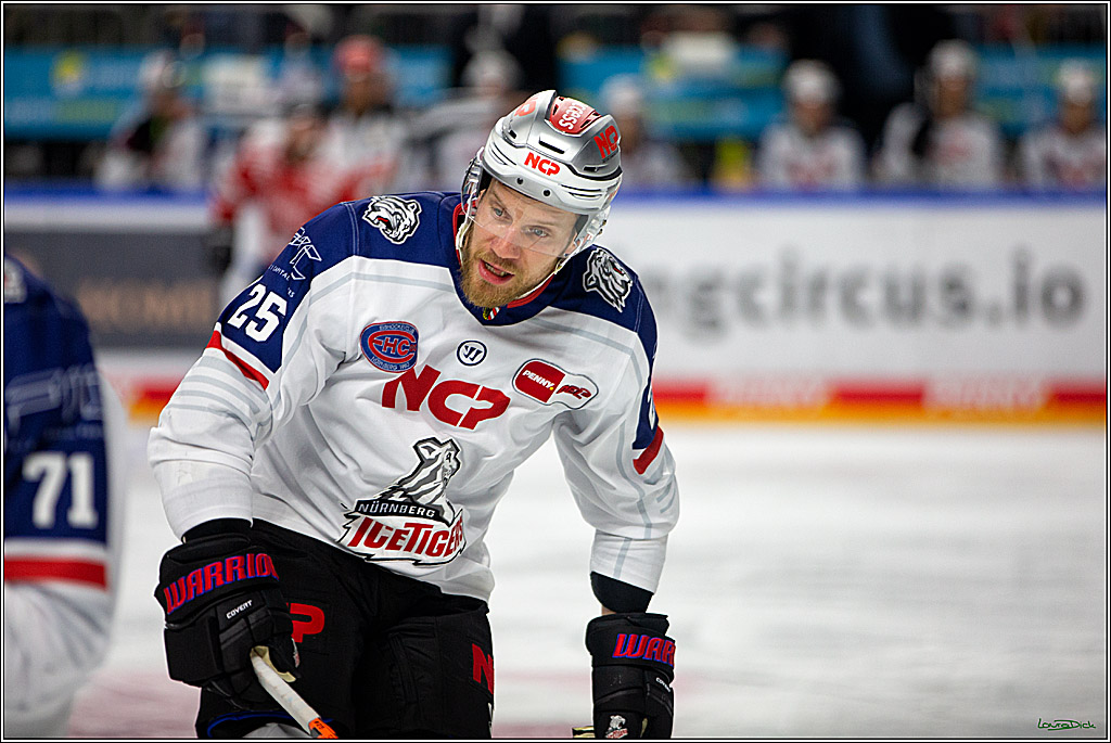 PENNY DEL; Koelner Haie- Nuernberger Ice Tigers; Koeln, 18.11.2022